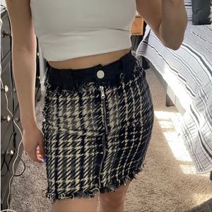 Zip up skirt